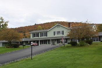 Braeside Lodging Woodstock Exterior photo